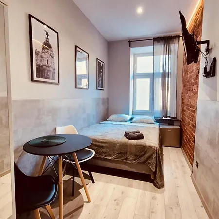 Complex Grey Rewolucji 27 Łódź