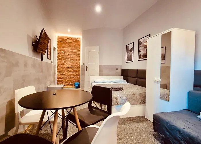 Complex Grey Rewolucji 27 Apartman *