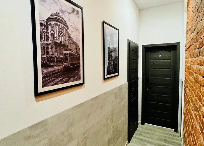 Apartman Complex Grey Rewolucji 27